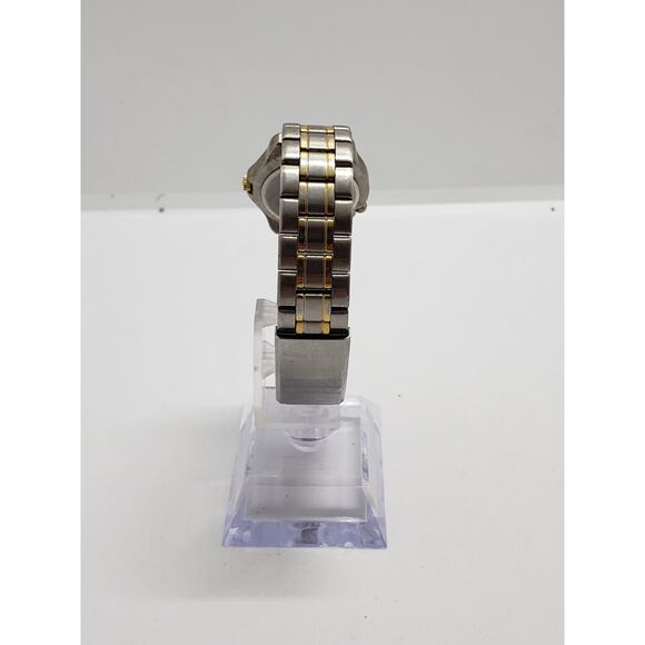 Women\'s Timex Indiglo. Camel on watch face. 4,775,964  4,527,096 main image 5